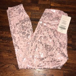 SOLD NWT pink/foil fabletic 7/8 leggings